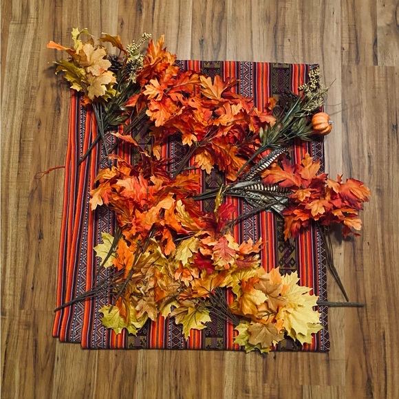 Bundle Autumn Floral Artificial Flower 🍁 Bunches (14 Total Bunches) - Picture 13 of 16